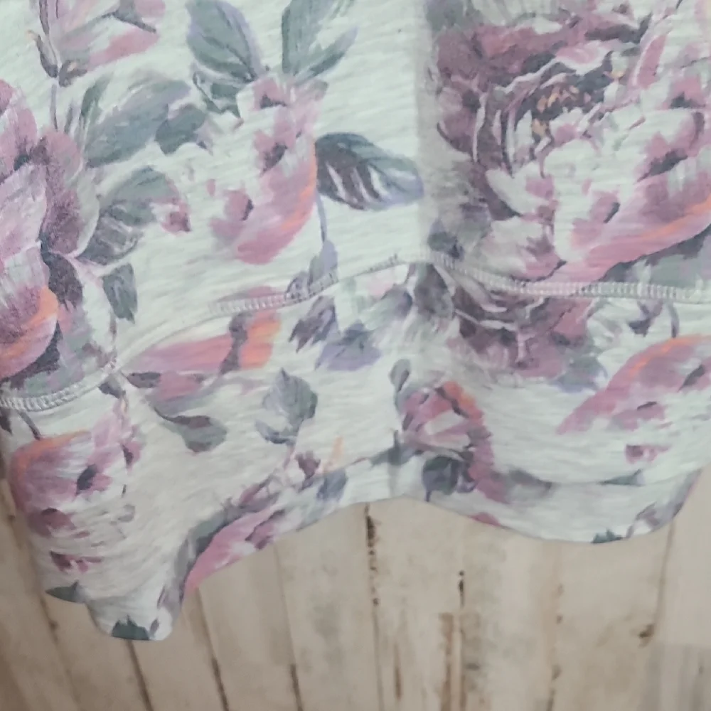 Ideology Gray and Purple Top - Picture 5 of 6